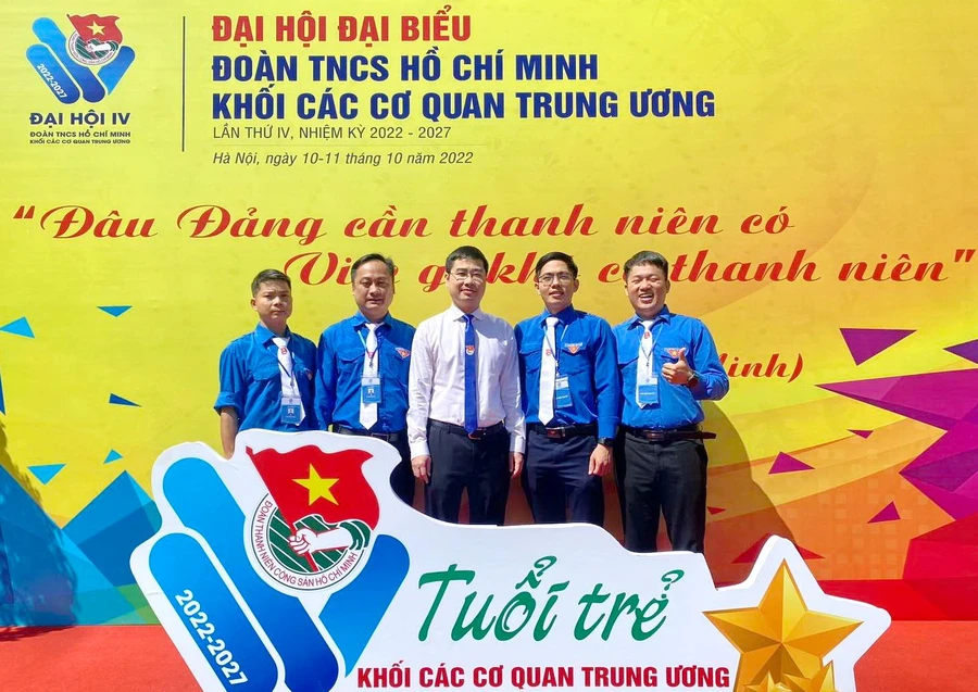 Các đại biểu Đoàn TNCS Hồ Chí Minh Bộ GD&ĐT dự Đại hội Đoàn Khối các cơ quan Trung ương. 