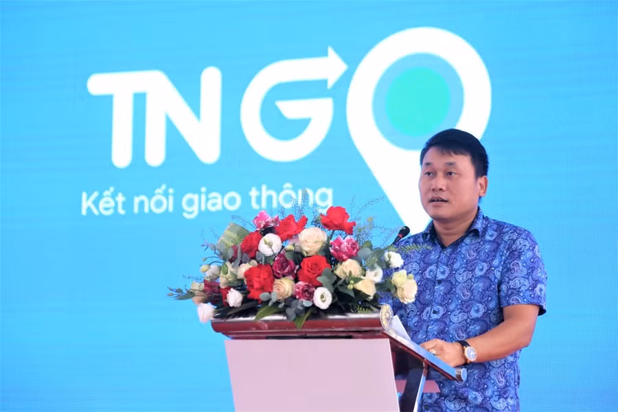 Ông Đỗ Bá Dân – Chủ tịch Hội đồng quản trị Tập đoàn Trí Nam báo cáo tại lễ khai trương.