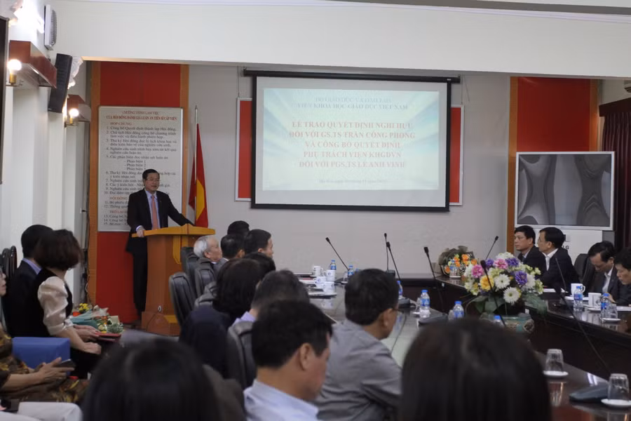 Thứ trưởng Nguyễn Văn Phúc phát biểu giao nhiệm vụ