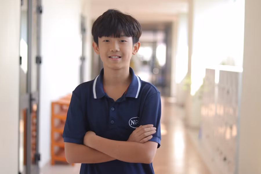 Học sinh Lê Đại Quang lớp 8G0 - Trường THCS-THPT Newton.