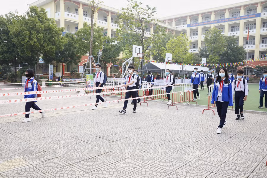 Tình huống học sinh tan học