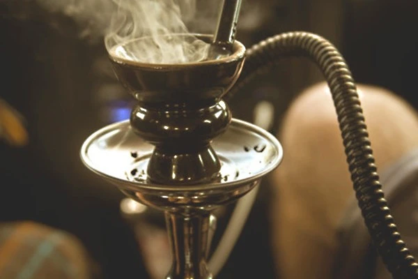 Phụ huynh nghĩ gì khi học sinh hút shisha?