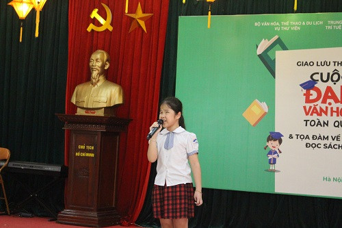 Nhiều tiết mục văn nghệ do chính các em học sinh trường PTCS Nguyễn Đình Chiểu thể hiện. Nhiều tiết mục văn nghệ do chính các em học sinh trường PTCS Nguyễn Đình Chiểu thể hiện.