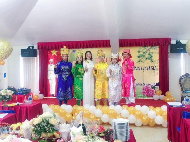 Niềm vui kỷ niệm 7 năm ngày thành lập Trung tâm Đức Trí...