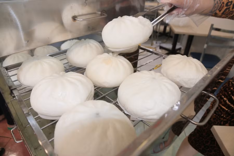 Mang yêu thương đến cho bệnh nhân nghèo ảnh 2