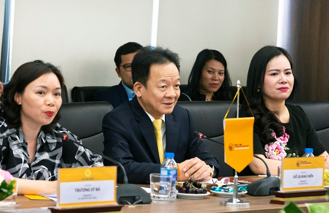 Chủ tịch HĐQT kiêm Tổng Giám đôc Tập đoàn T&T Group tiếp Bộ trưởng Ngoại giao Bờ Biển Ngà Marcel Amon Tanoh