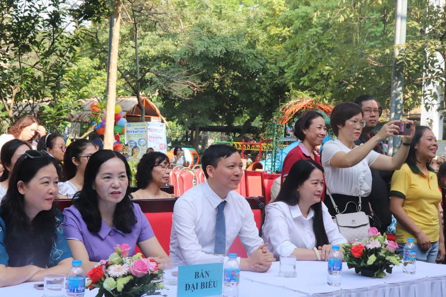 Đại biểu dự khai mạc Hội thi. Đại biểu dự khai mạc Hội thi.