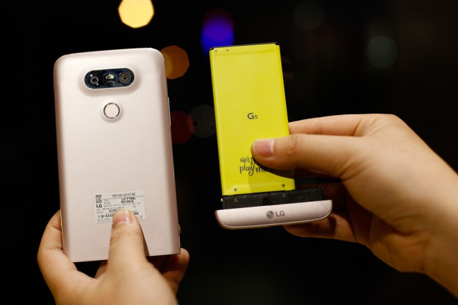 4 smartphone thiết kế độc đáo nhất 2016