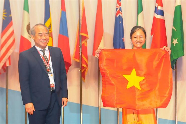 Cô gái vàng Olympic Sinh học quốc tế ước mơ thành bác sĩ