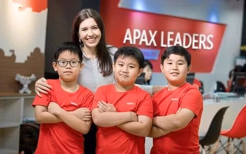 Học viên theo học tại Apax Leaders.
