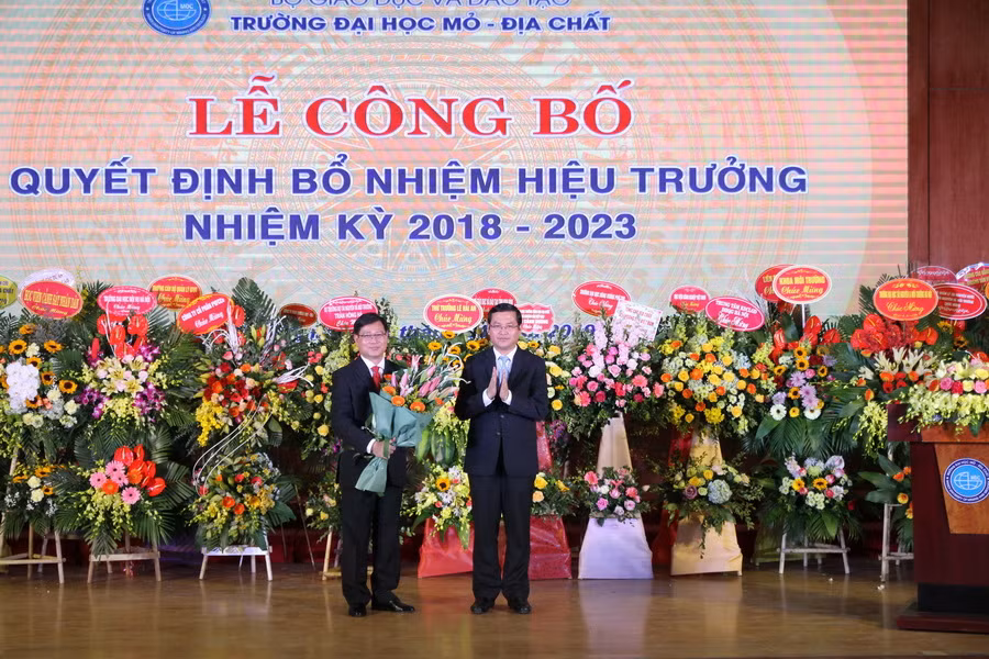 GS.TS Trần Thanh Hải giữ chức vụ Hiệu trưởng Trường Đại học Mỏ - Địa chất