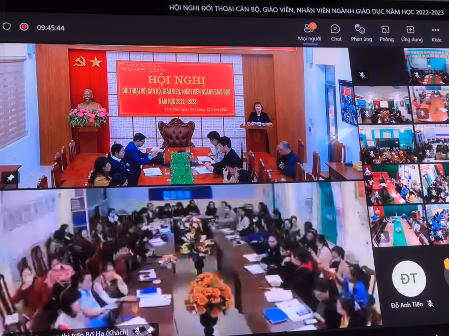 Các điểm cầu thực hiện hội nghị đối thoại bằng hình thức trực tuyến.