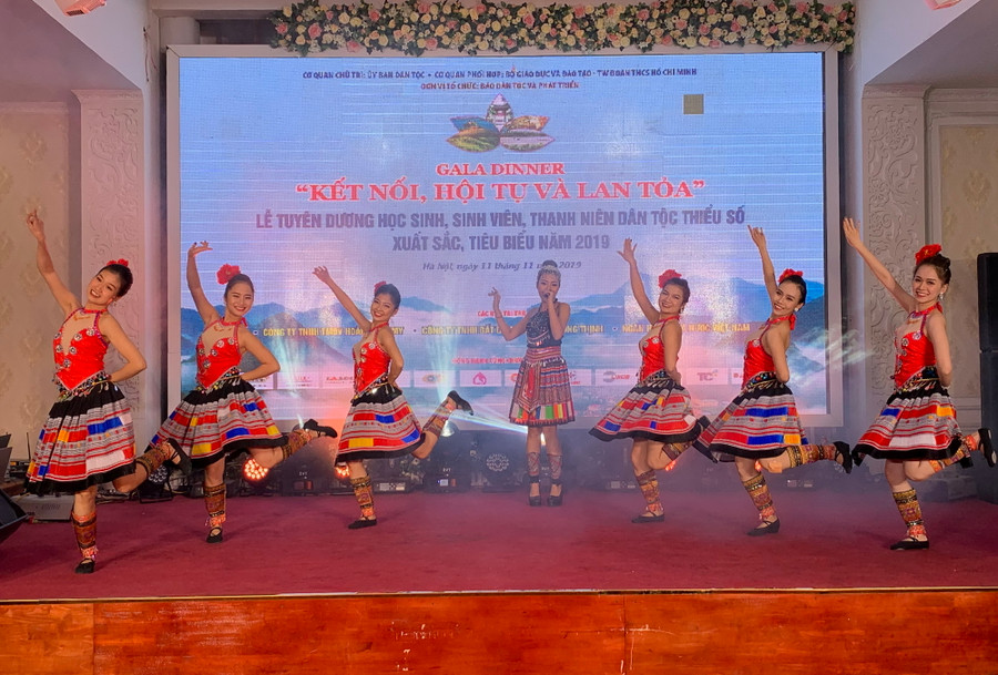Chương trình Gala Dinner Chương trình Gala Dinner