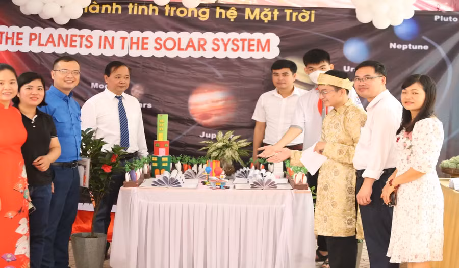 Sản phẩm khoa học sáng tạo của học sinh.