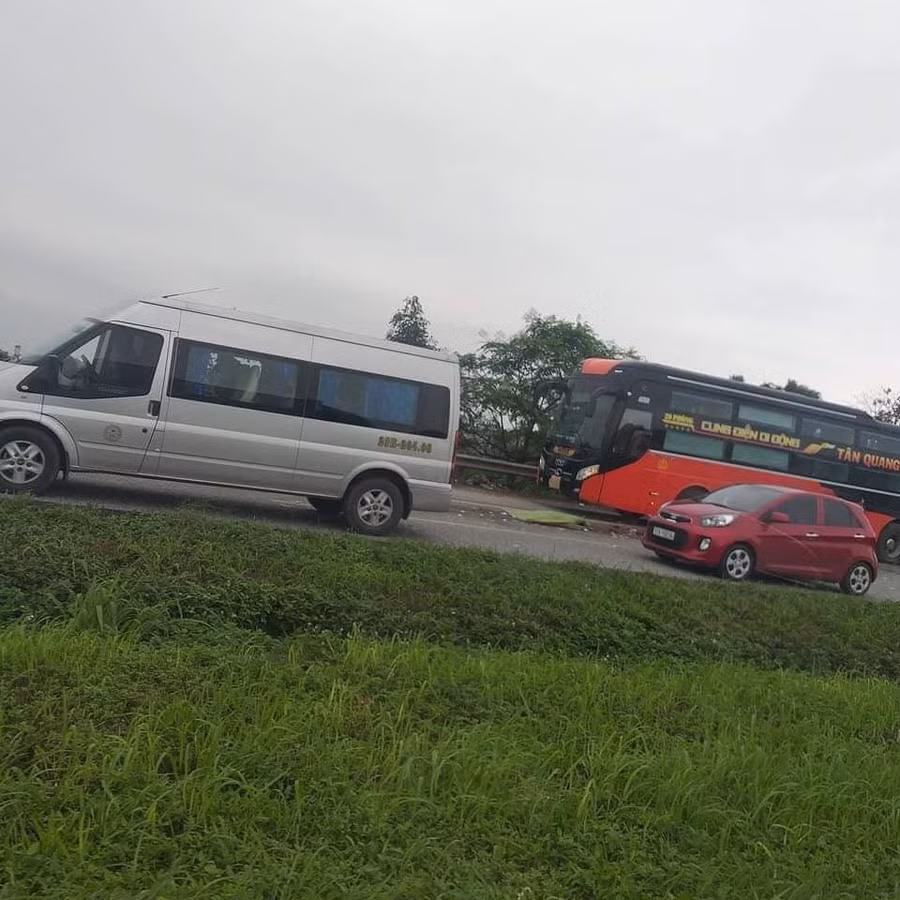 Hiện trường vụ TNGT.