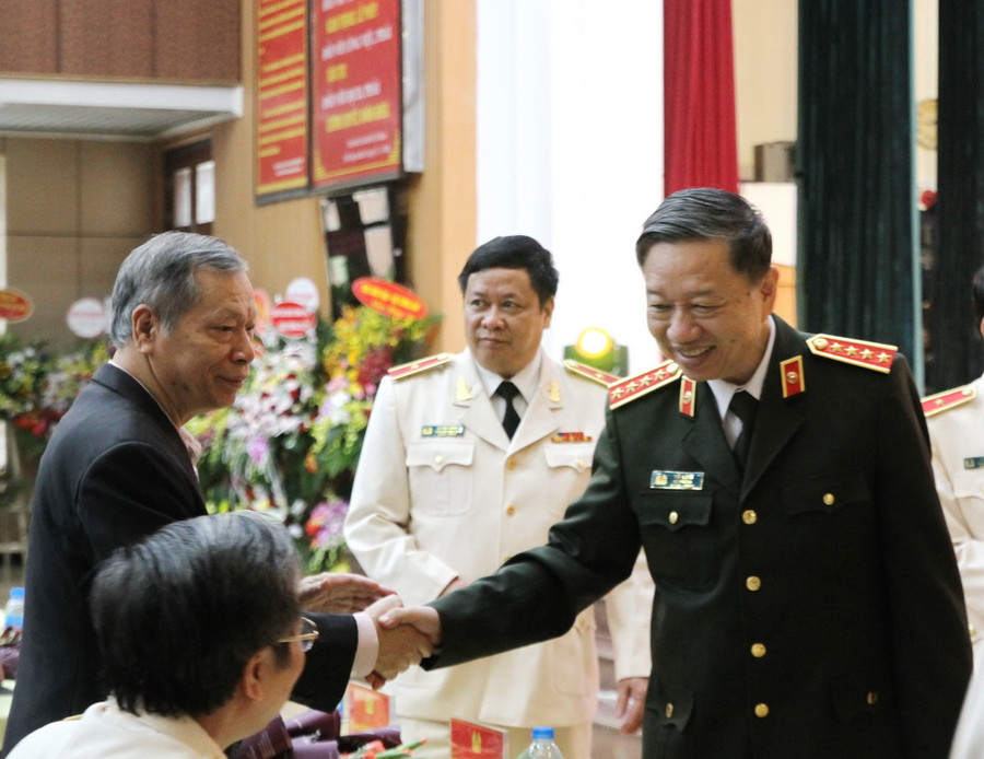 Vinh danh những thầy giáo công an nhân dân ảnh 7