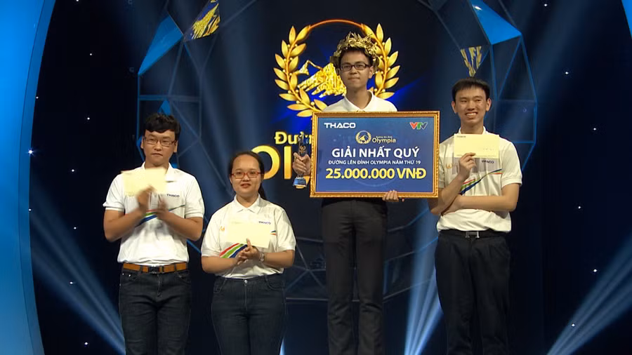 Trần Thế Trung là gương mặt đầu tiên góp mặt tại trận chung kết. Trần Thế Trung là gương mặt đầu tiên góp mặt tại trận chung kết.