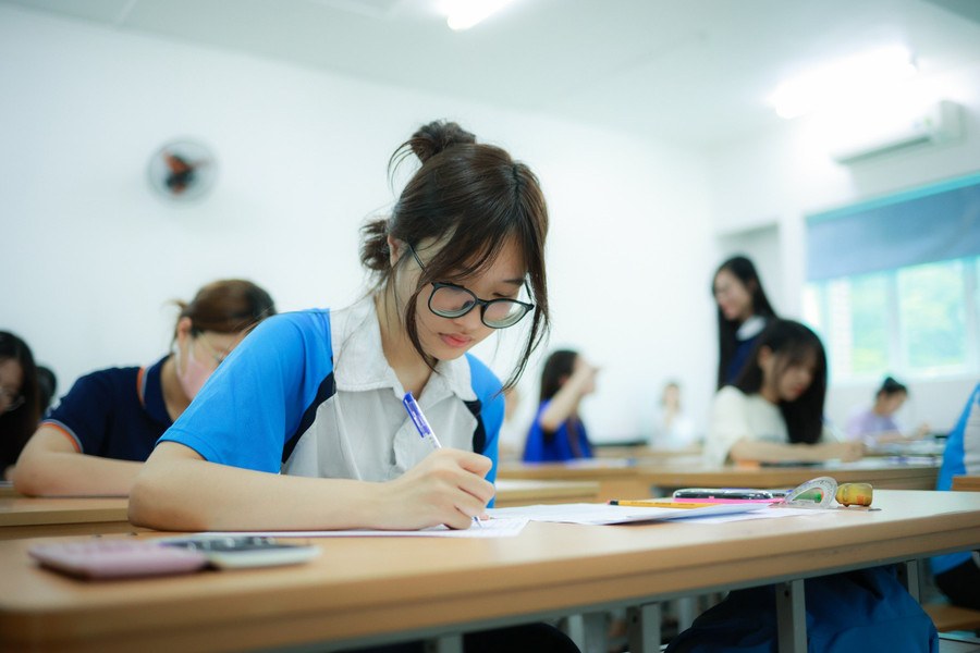 Thí sinh tham dự kỳ thi tốt nghiệp THPT năm 2024. Ảnh HN.