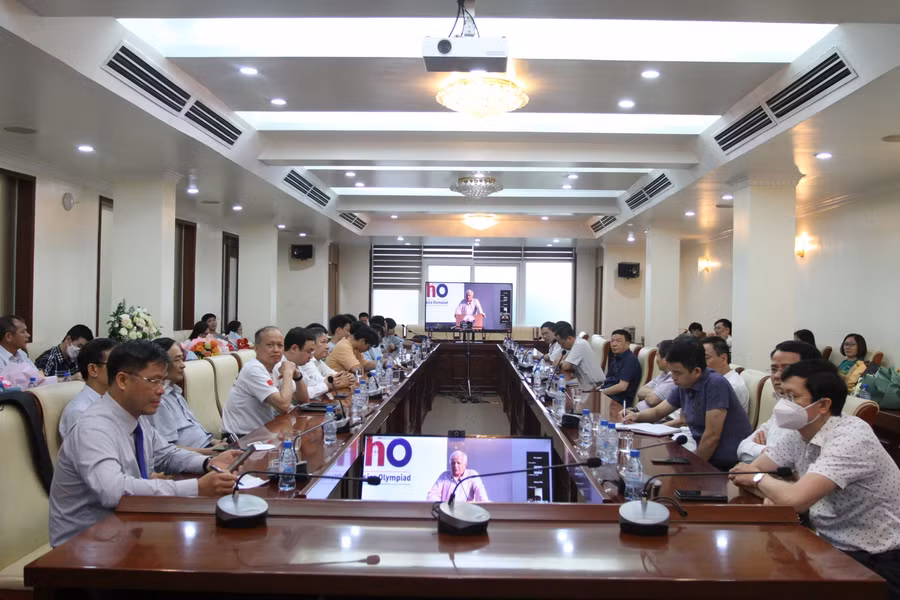 Lễ bế mạc được truyền trực tiếp tại điểm cầu Trường Đại học Sư phạm Hà Nội