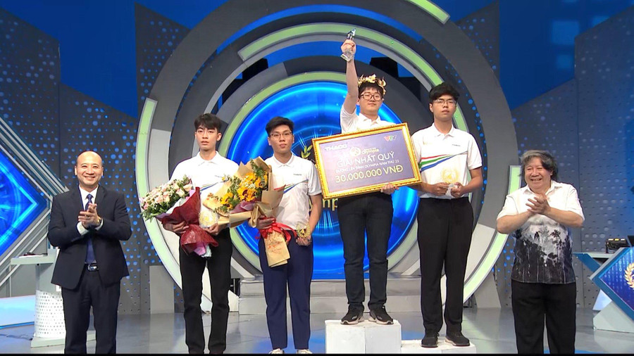 Bùi Anh Đức giành chiến thắng trong trận thi quý III Bùi Anh Đức giành chiến thắng trong trận thi quý III