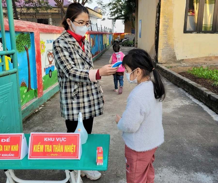 Ngành Giáo dục Bắc Giang triển khai đảm bảo an toàn phòng dịch trường học (Ảnh minh họa).