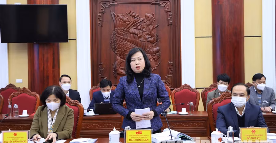 Bí thư Tỉnh ủy Bắc Ninh Đào Hồng Lan phát biểu tại buổi làm việc.