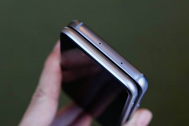 So sánh Samsung Galaxy S7 và iPhone 6s