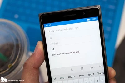 Email sẽ chuyển lên thiết bị di động, như là trung tâm làm việc mới.