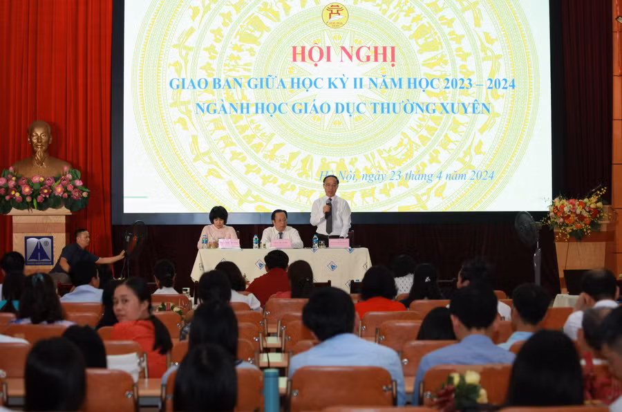 Quang cảnh hội nghị.