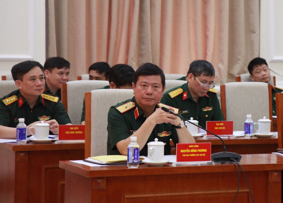 Các đại biểu dự hội nghị.