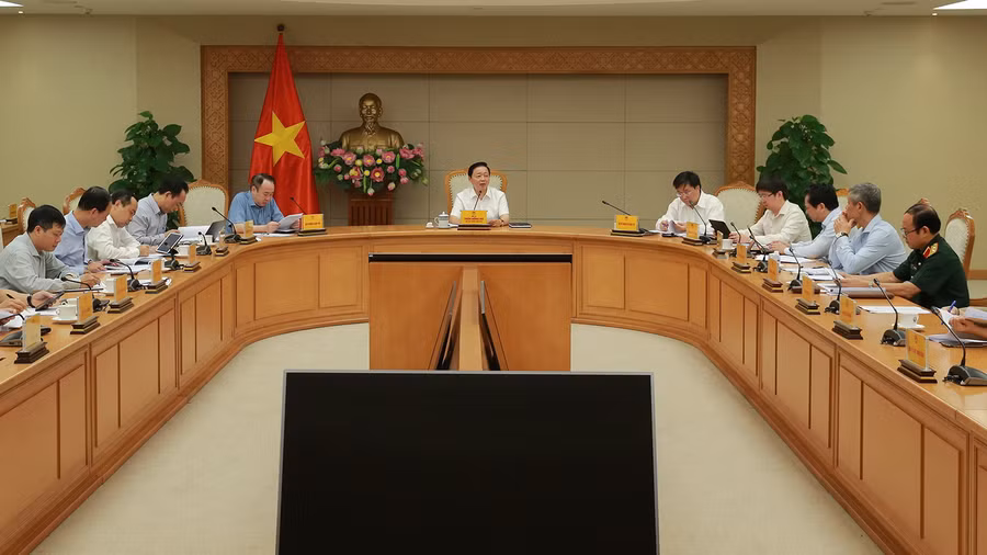 Phó Thủ tướng Trần Hồng Hà chủ trì buổi làm việc 