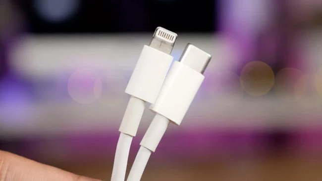 Apple cân nhắc “đại cải tiến” cáp Lightning