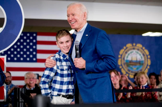 Tổng thống Joe Biden và Harrington.