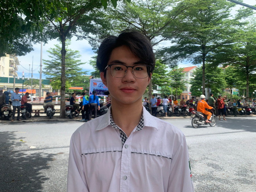 Em Vũ Đức Dũng. Em Vũ Đức Dũng.
