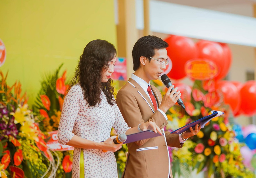 "Thầy giáo xì tin" giúp học sinh "nghiện" môn Toán bằng khơi gợi cảm xúc 