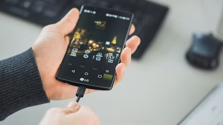 Cách nhanh nhất chuyển dữ liệu từ Android sang iPhone