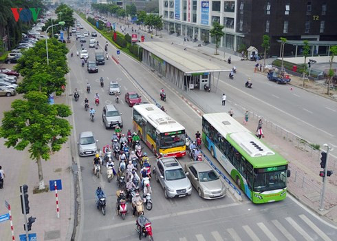 buyt nhanh brt ha noi thanh tra ra day ray sai pham hinh 4