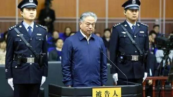 Vũ Trường Thuận khi hầu tòa.