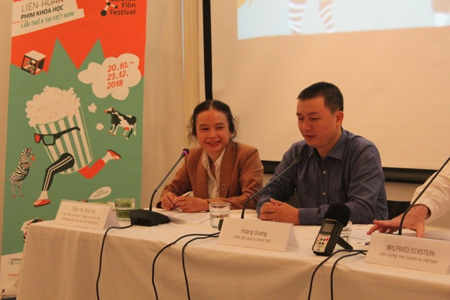 Bà Trần thị Thái Hà – Giám đốc trung tâm thông tin và Dự Báo phát biểu tại buổi họp báo. Bà Trần thị Thái Hà – Giám đốc trung tâm thông tin và Dự Báo phát biểu tại buổi họp báo.