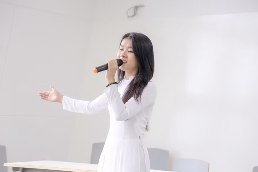 SV ngành Thanh nhạc tại Trường ĐH Văn Lang