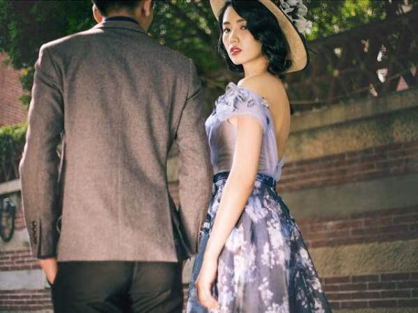 Son phấn, hàng hiệu không làm nên một người phụ nữ khí chất mà là những điều này - Ảnh 1