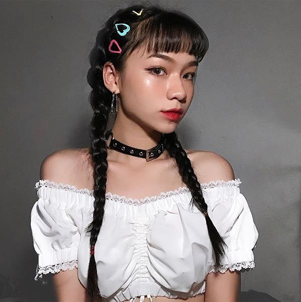 Chỉ mất 1 phút để làm điều này cho mái tóc, bạn sẽ trẻ ra đến 10 tuổi trong tích tắc - Ảnh 14 Chỉ mất 1 phút để làm điều này cho mái tóc, bạn sẽ trẻ ra đến 10 tuổi trong tích tắc - Ảnh 14