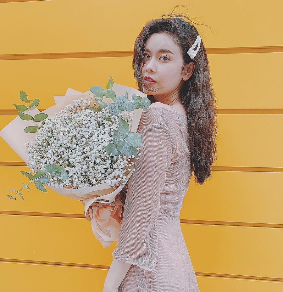 Chỉ mất 1 phút để làm điều này cho mái tóc, bạn sẽ trẻ ra đến 10 tuổi trong tích tắc - Ảnh 5 Chỉ mất 1 phút để làm điều này cho mái tóc, bạn sẽ trẻ ra đến 10 tuổi trong tích tắc - Ảnh 5