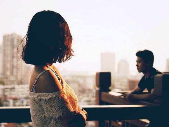 Là đàn bà, dù có chán chồng đến mấy cũng đừng dại làm 3 điều này ảnh 2