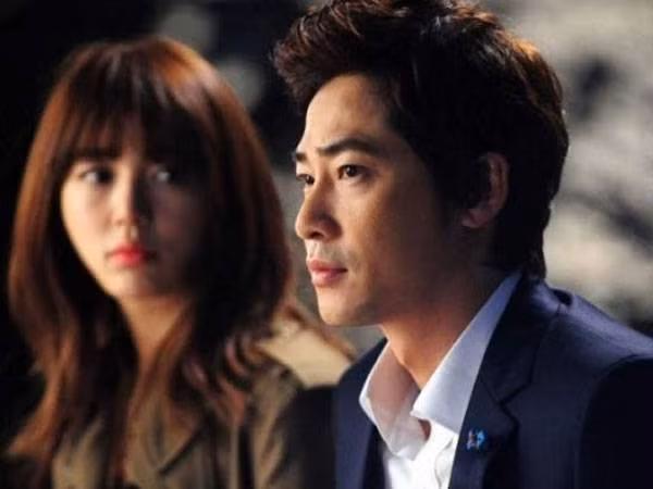 Đàn bà 40: Không cần nhà quá rộng, không cần chồng quá giàu, chỉ cần bình yên là đủ ảnh 2