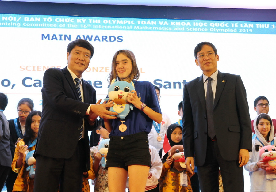 Hà Nội tổ chức thành công kì thi Toán và Khoa học quốc tế IMSO 2019 ảnh 11