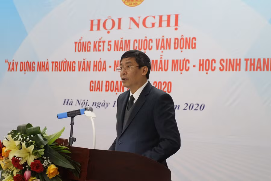 Chủ tịch Công đoàn Giáo dục Việt Nam Vũ Minh Đức phát biểu tại hội nghị