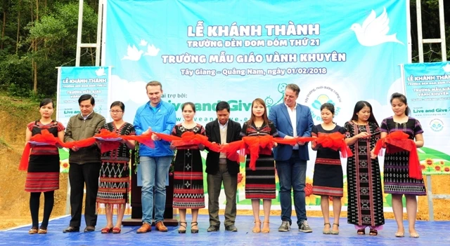  Lễ khánh thành trường mẫu giáo Vành Khuyên