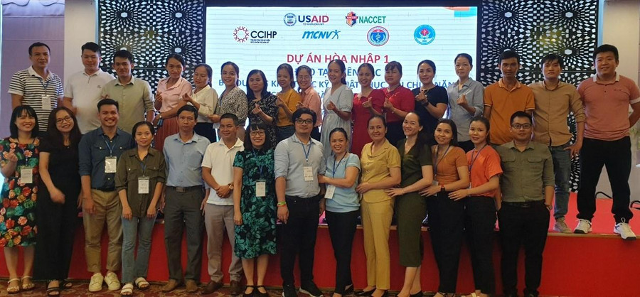 Giảng viên, học viên và cán bộ MCNV tại lễ bế mạc khóa đào tạo Giảng viên, học viên và cán bộ MCNV tại lễ bế mạc khóa đào tạo