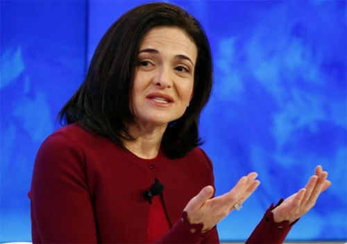 Sheryl Sandberg tại Davos. Ảnh: Reuters.